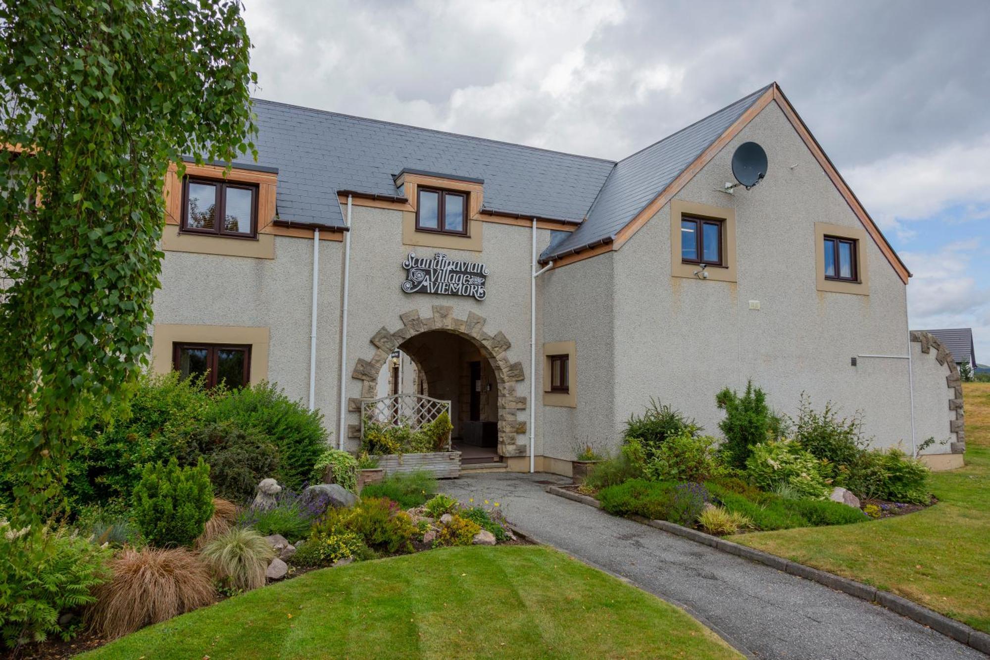 Scandinavian Village Ltd Aviemore Exterior foto