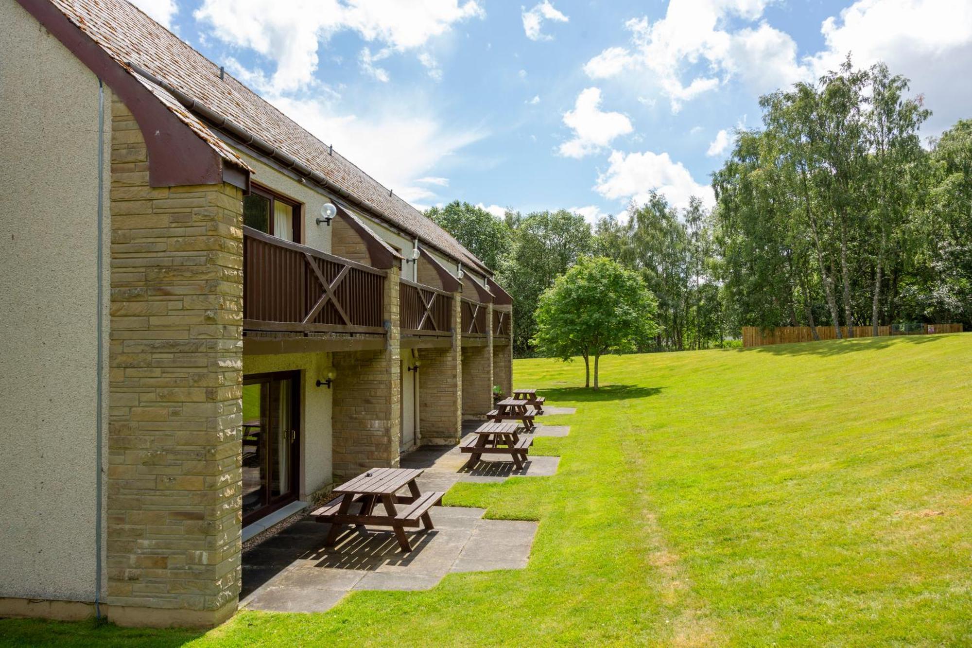 Scandinavian Village Ltd Aviemore Exterior foto